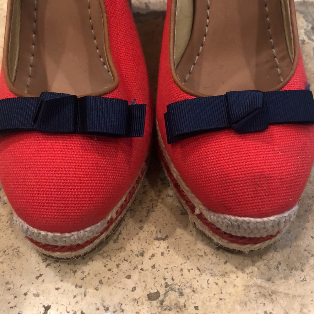 Kate Spade Sweetie Red Wedges with Blue Bow - Picture 4 of 7